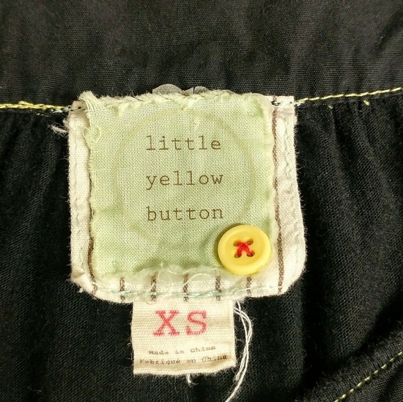 Anthro Little Yellow Button Embroidered Hobo Grannycore Cottagecore Tank… - Picture 7 of 8